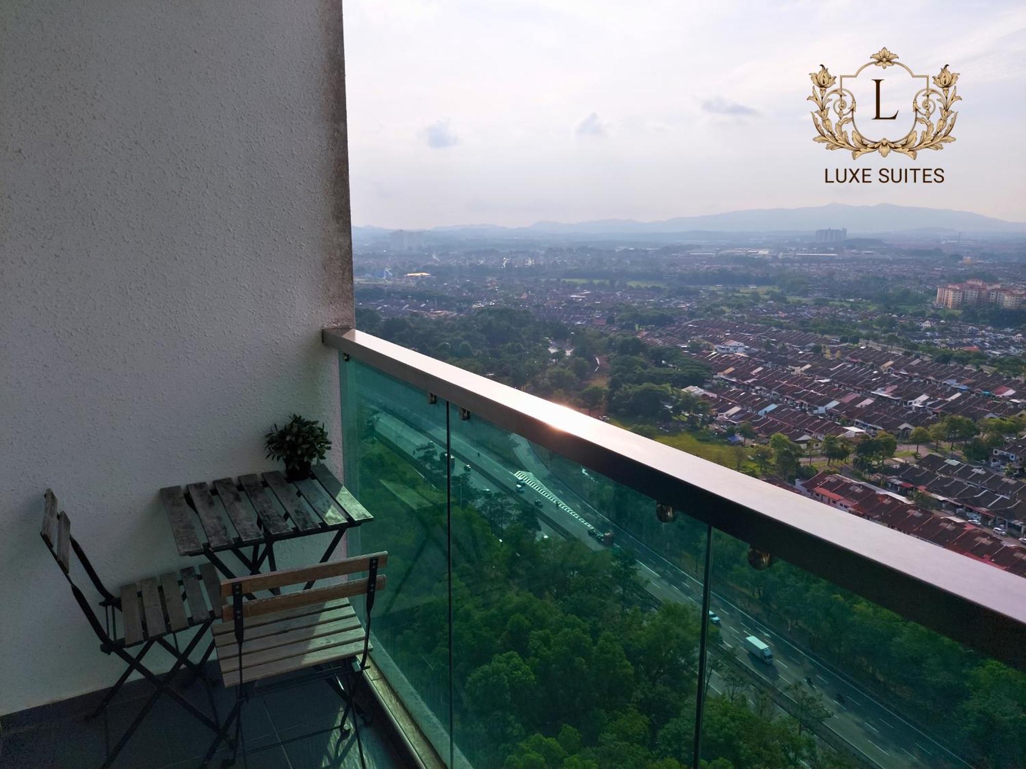 Luxe Suites At Skyloft Johor Bahru Buitenkant foto