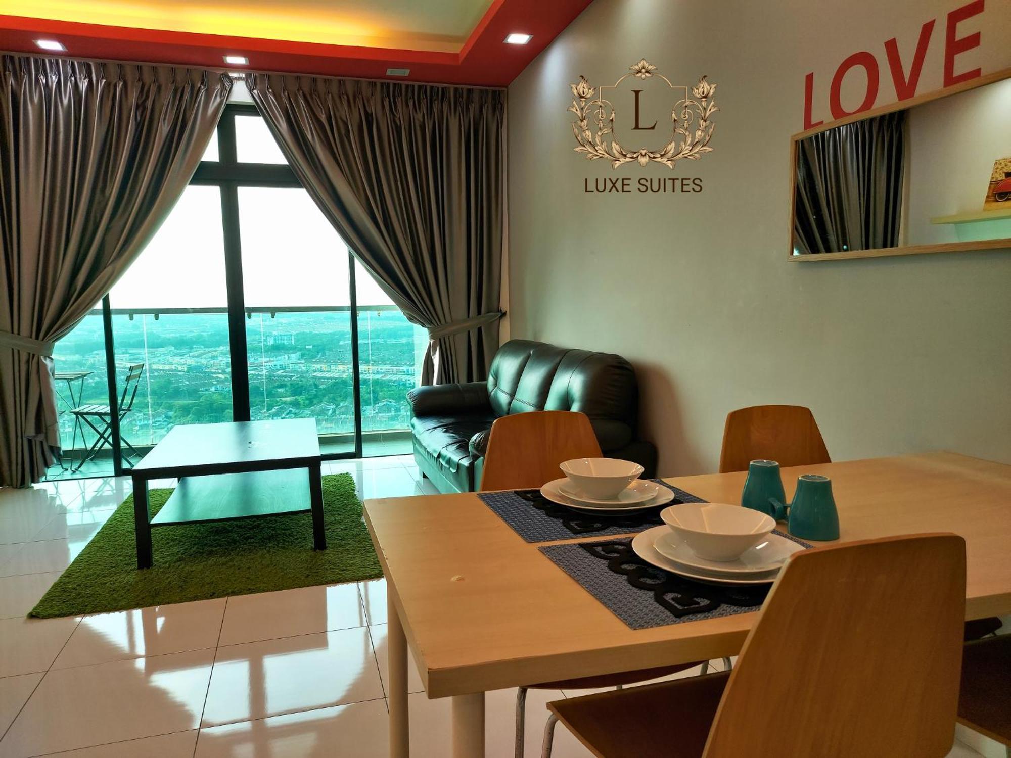 Luxe Suites At Skyloft Johor Bahru Buitenkant foto