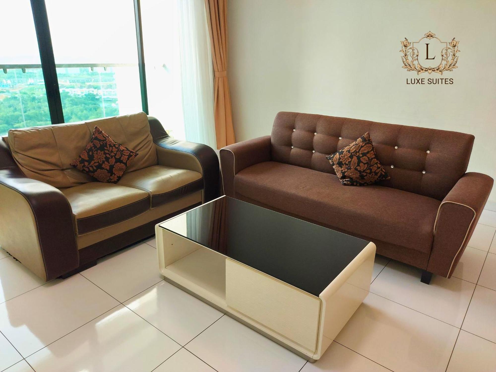 Luxe Suites At Skyloft Johor Bahru Buitenkant foto